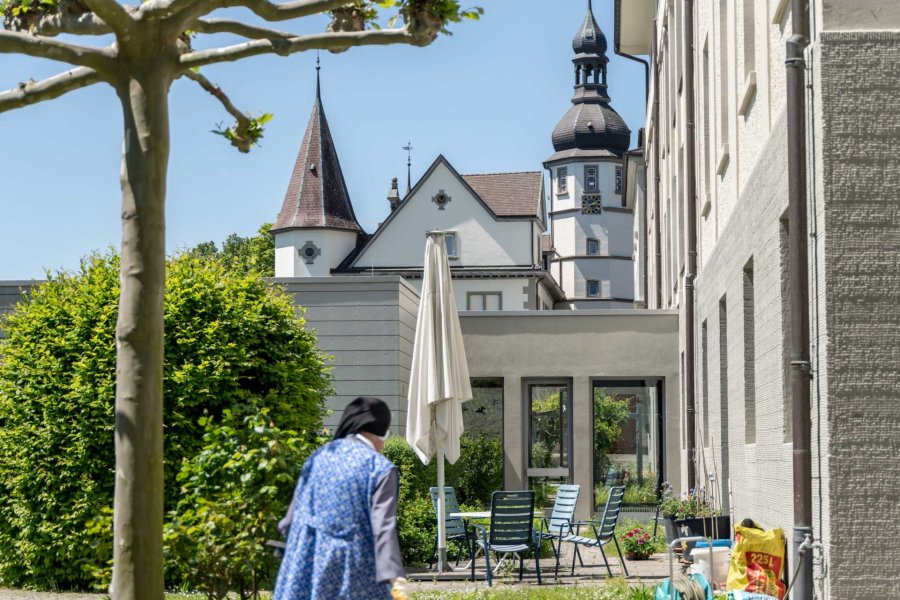 Maria Hilf mit Schwester